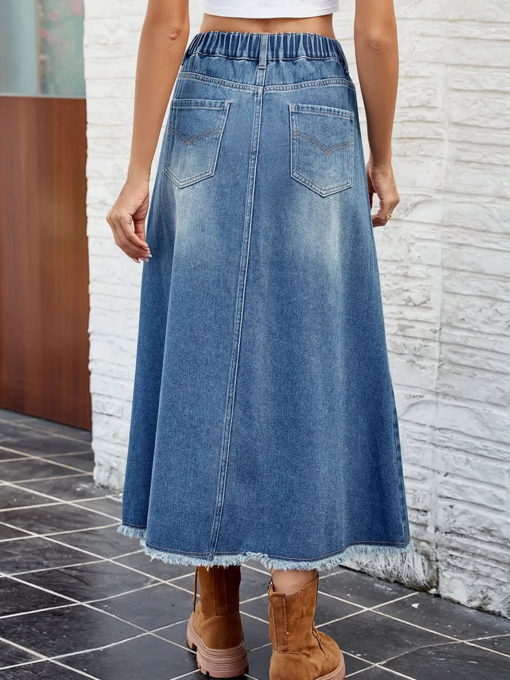 Raw Hem Buttoned Denim Skirt with Pockets™