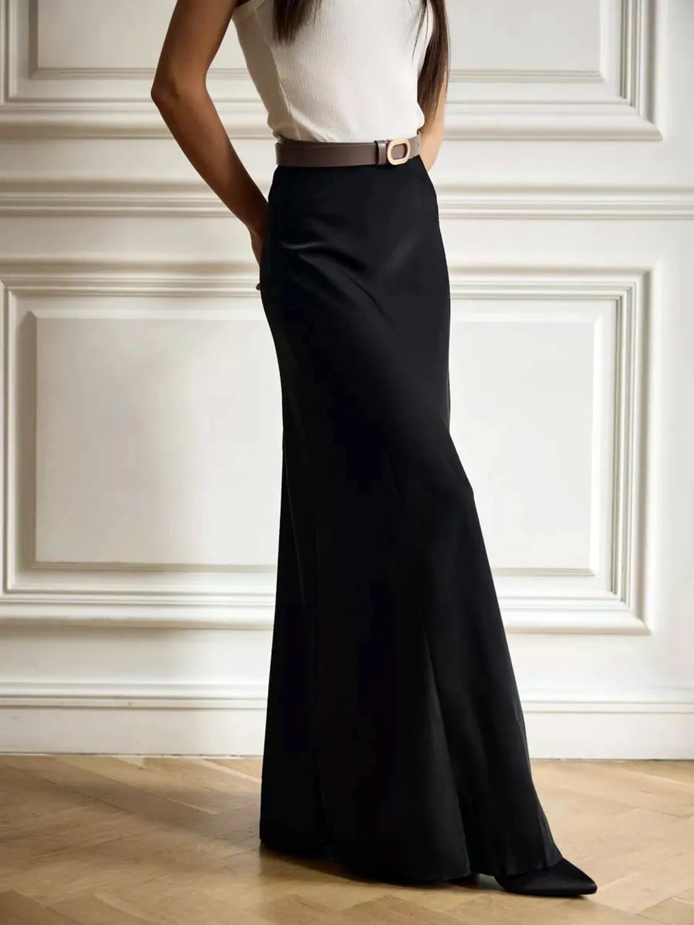 High-Waisted Maxi Skirt ™